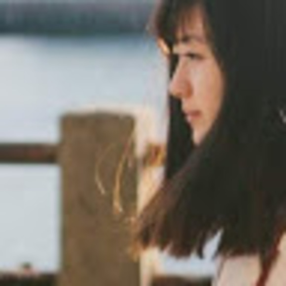 Meet your Posher, Tracy - Picture 1 of 1